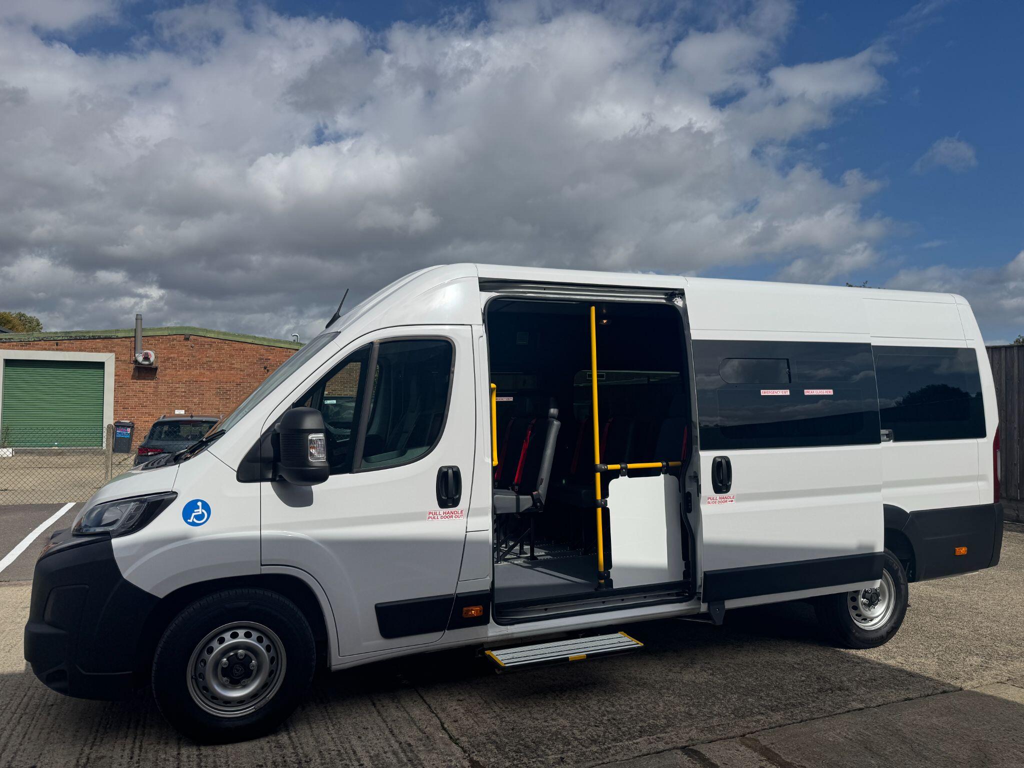 Peugeot Boxer image 15
